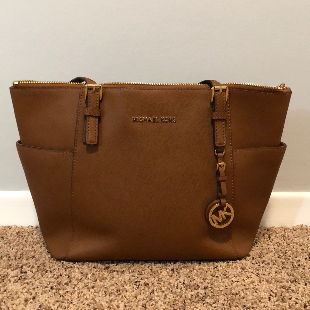 Michael Kors Jet Set Travel Tote, Leather